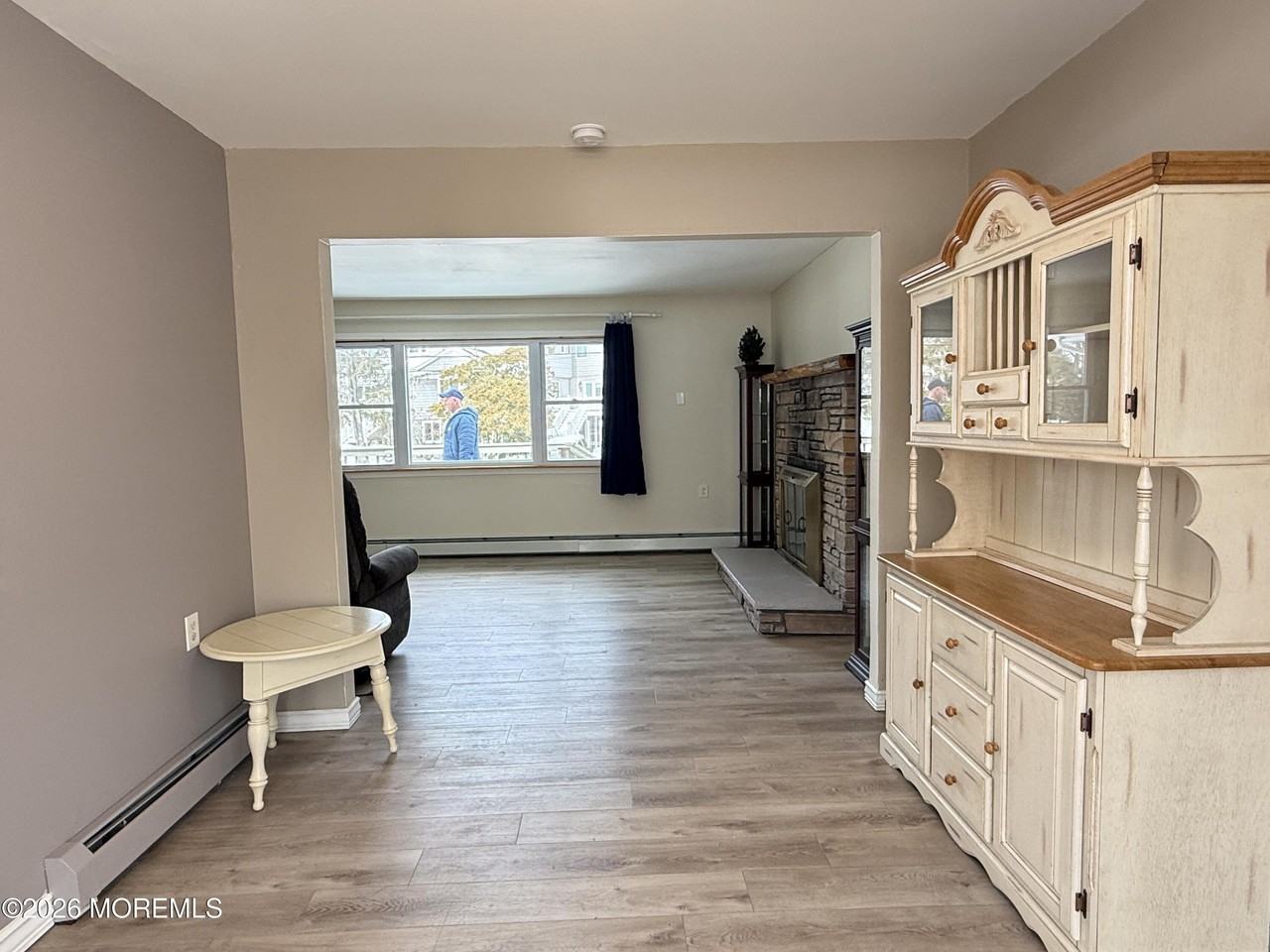 63 Shorewood Dr - Photo 5 of 25