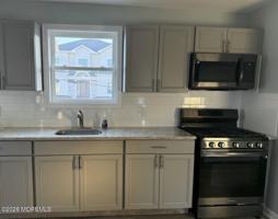 featured image of 40 Bay Shore Dr Unit B