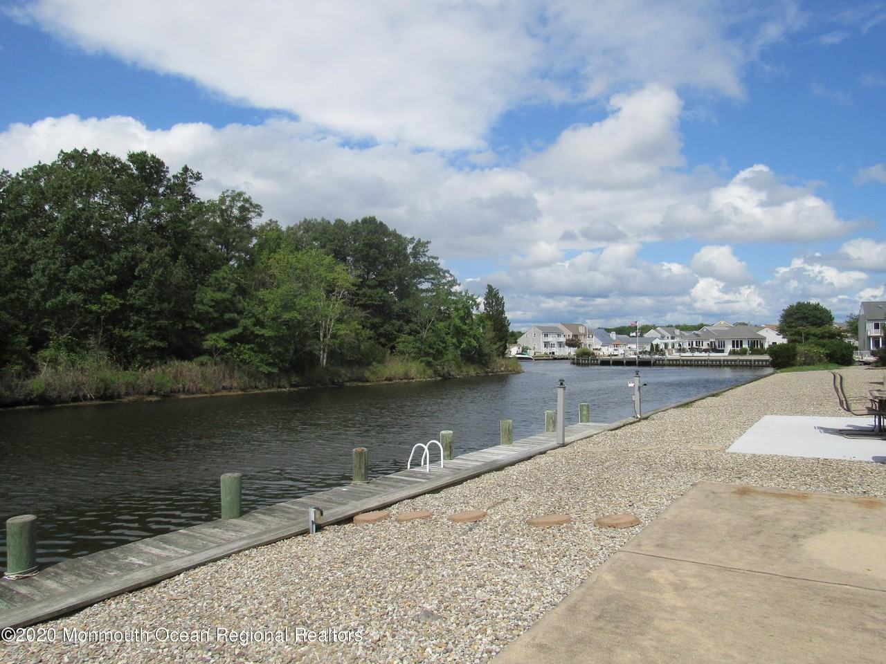 23 Osprey Ln Unit 81 - Photo 2 of 21