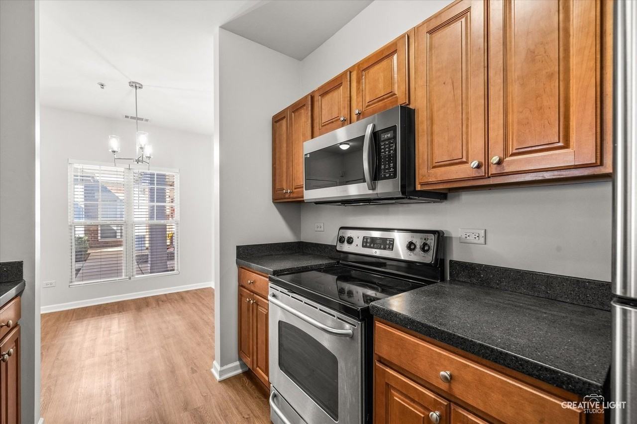 116 Clubhouse Ln Unit 116 - Photo 7 of 17