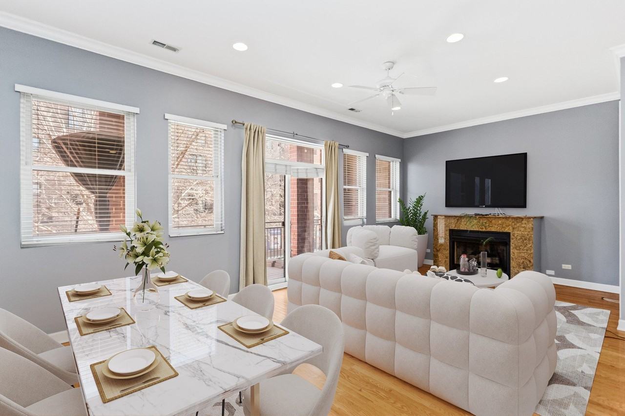 3228 N Sheffield Ave Apt 2 - Photo 2 of 8