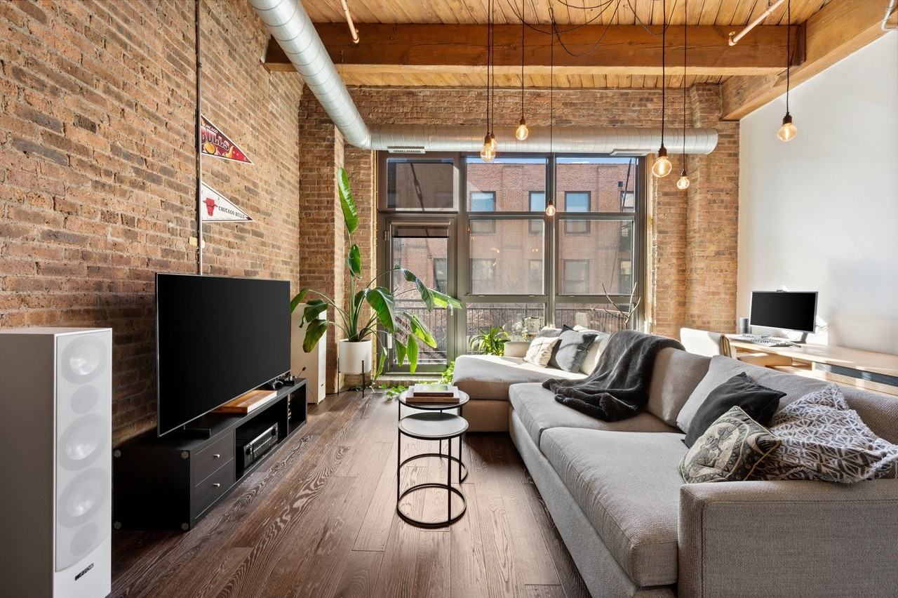 1040 W Adams St Unit 347 - Photo 6 of 31