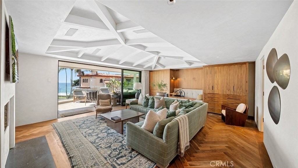 27 Emerald Bay - Photo 7 of 45