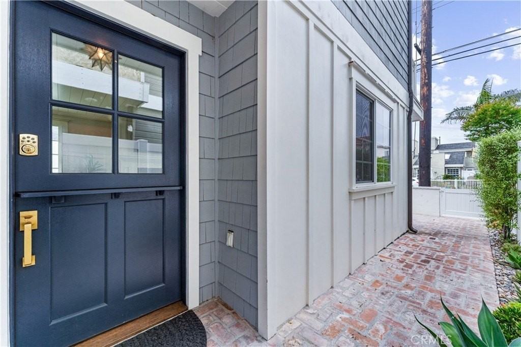 208 Indianapolis Ave - Photo 5 of 50