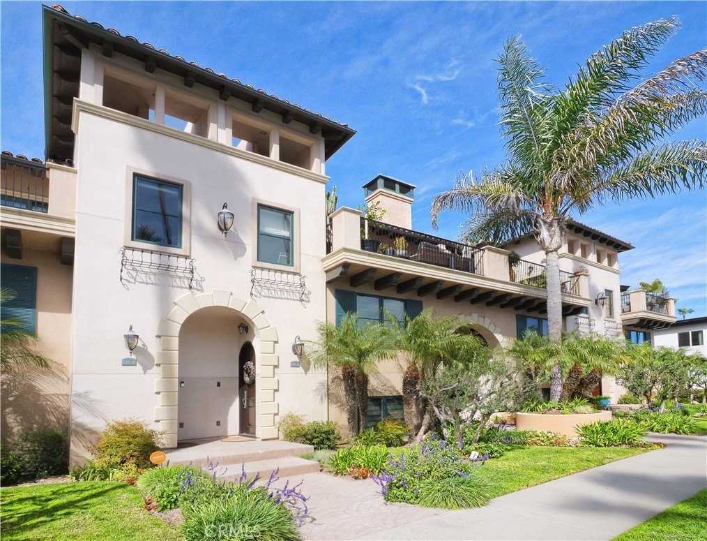 105 Paseo De La Playa #F - Photo 2 of 36