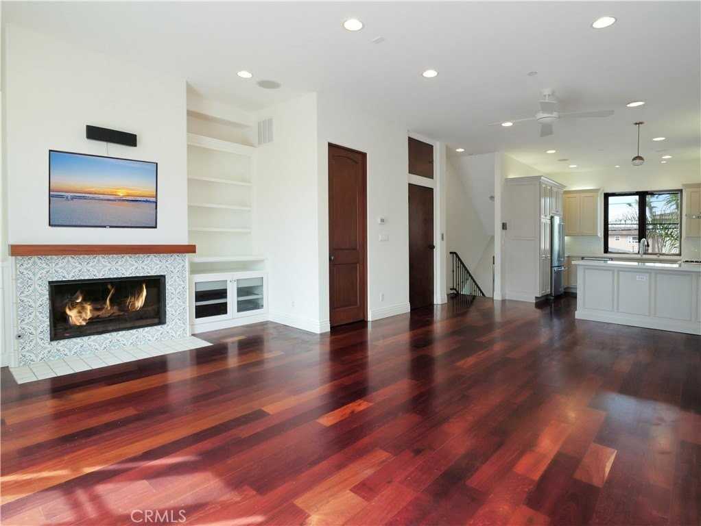 105 Paseo De La Playa #F - Photo 5 of 36