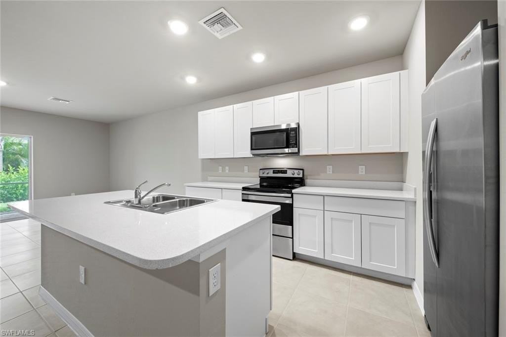 15319 Wildflower Cir - Photo 5 of 29