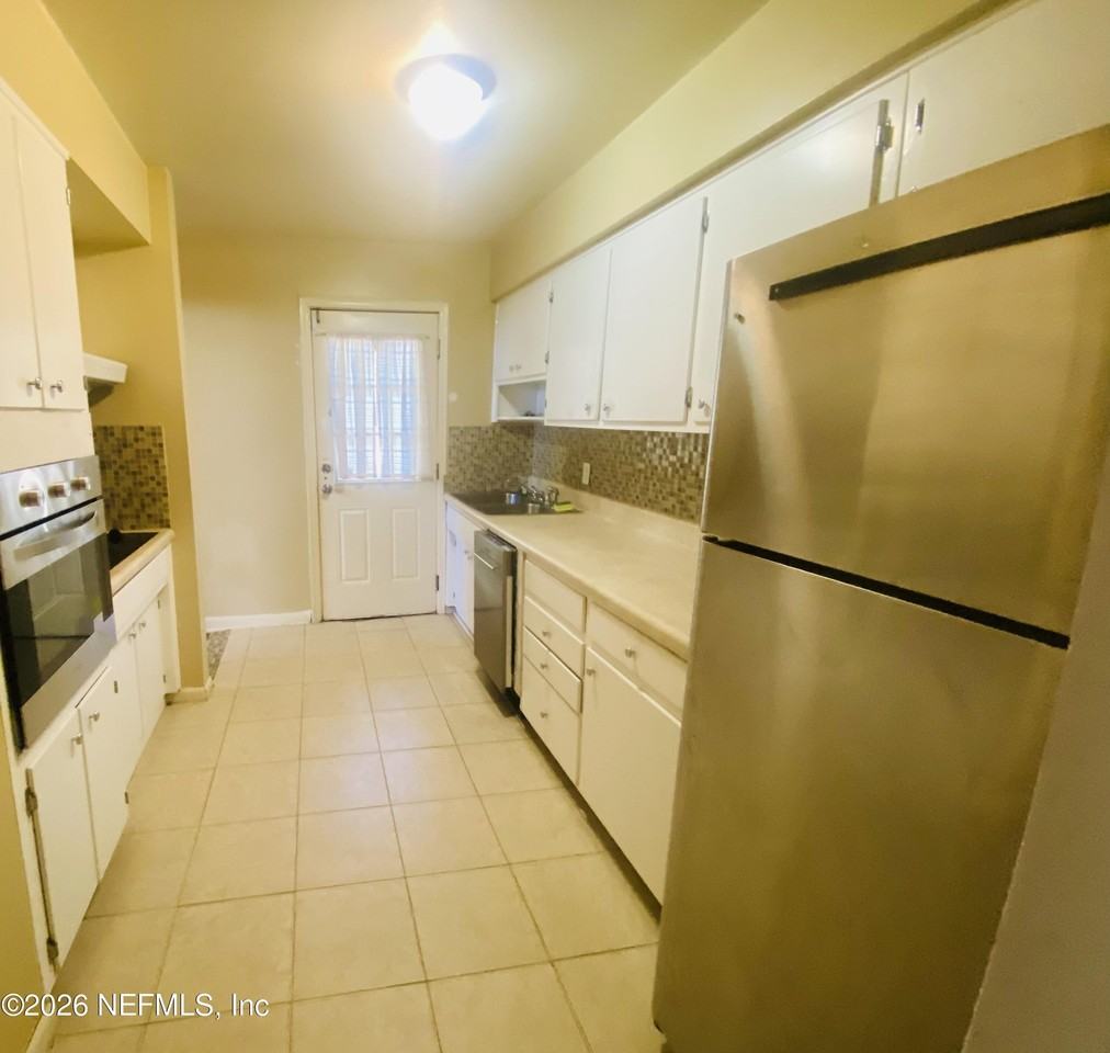 8469 San Clemente Dr - Photo 5 of 17