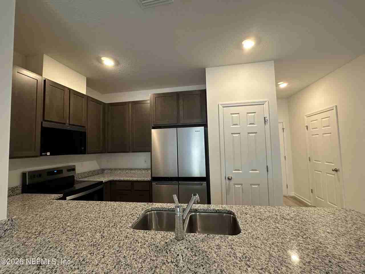 162 Beach Palm Ct - Photo 7 of 35