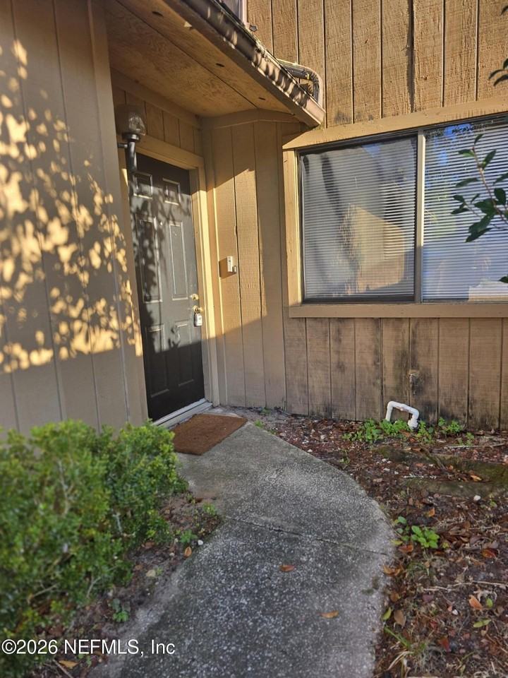 4422 Winderbrook Ct - Photo 3 of 23