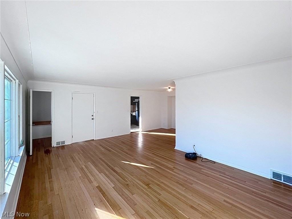 18411 Chagrin Blvd - Photo 5 of 21