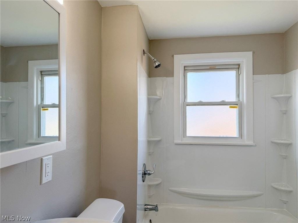 1614 Maine Ave - Photo 6 of 33