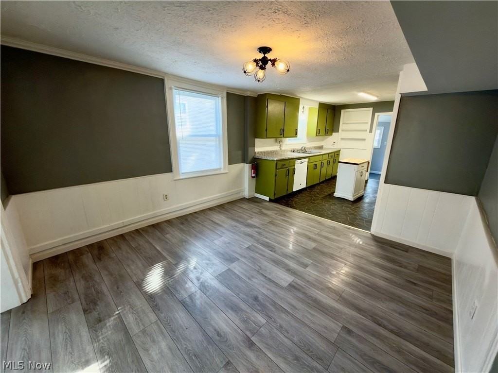 142 Beaver Ct - Photo 5 of 40