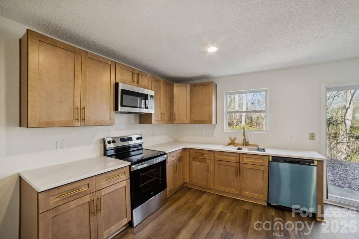 776 Ladino Ln - Photo 7 of 25