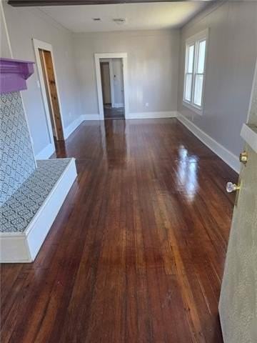 3042 Main St - Photo 4 of 9