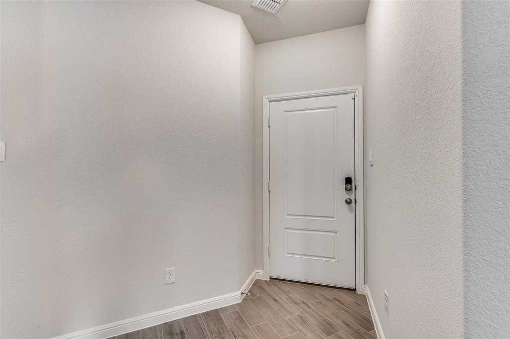 9628 Austin Hollow Rd - Photo 5 of 37