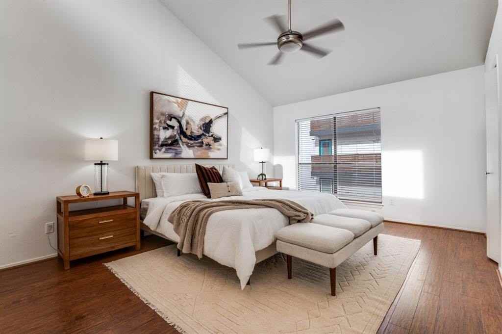 4411 Gilbert Ave #10 - Photo 6 of 12