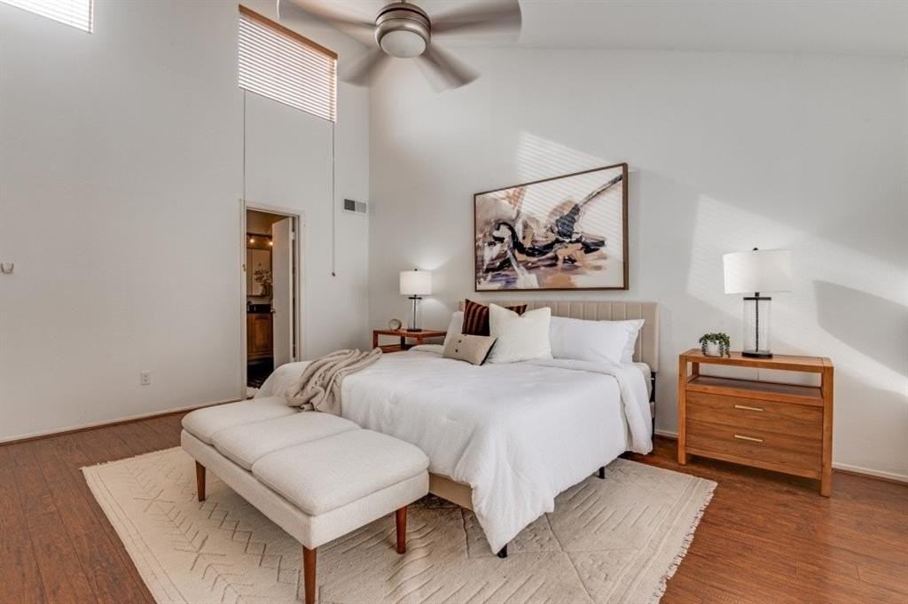 4411 Gilbert Ave #10 - Photo 7 of 12