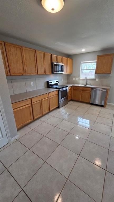 600 Pacific St E - Photo 7 of 21