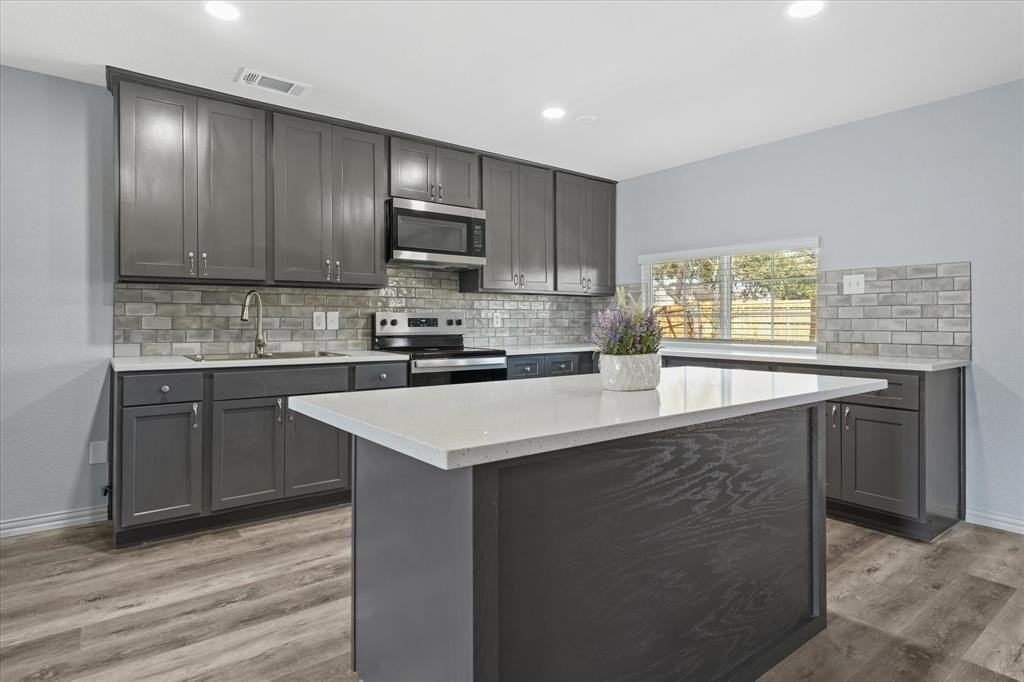 802 La Fiesta Dr - Photo 7 of 19