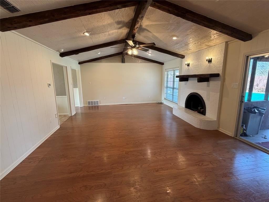 821 E Highway 199 - Photo 6 of 26