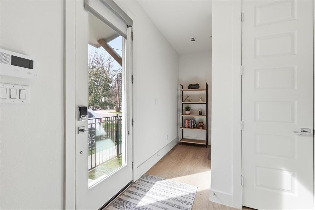 6022 Lewis St #101 - Photo 3 of 38