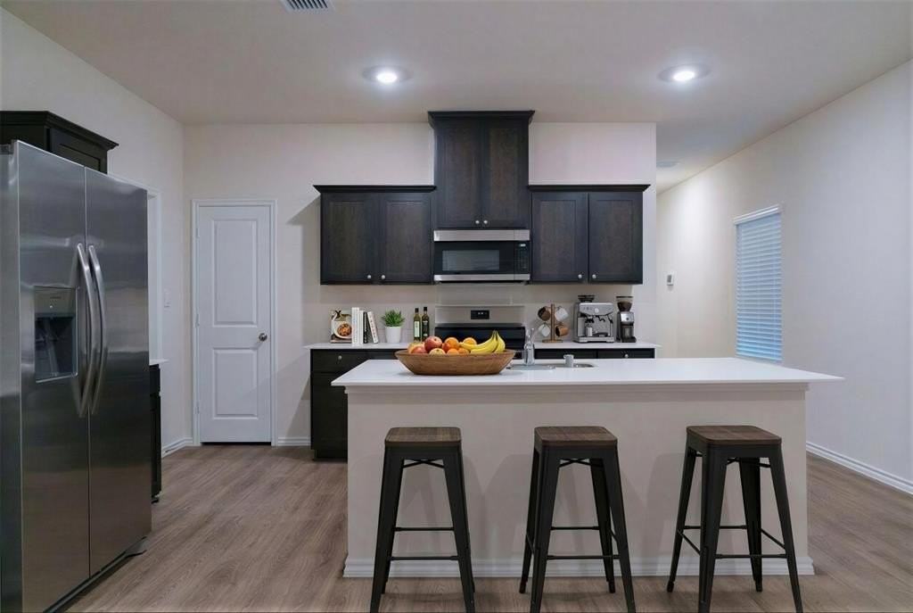 929 Jefferson Way - Photo 7 of 31