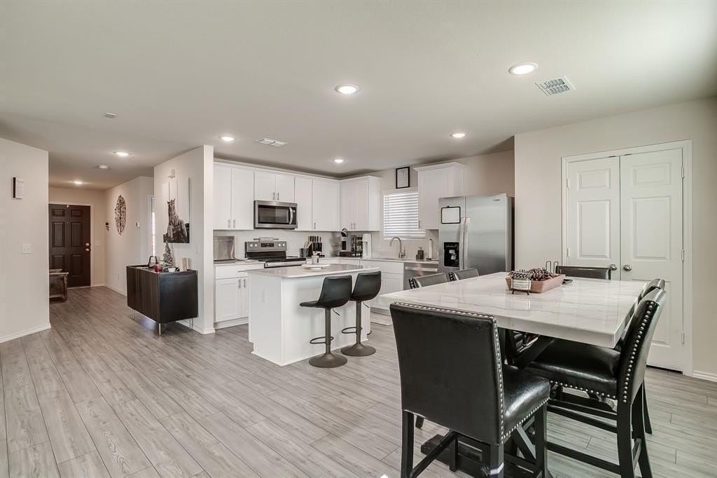 4553 Greyberry Dr - Photo 4 of 32