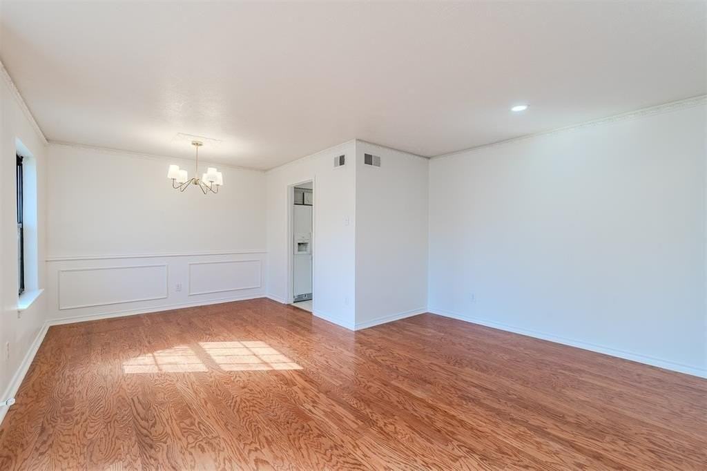 3325 Shady Hollow Ln - Photo 2 of 38