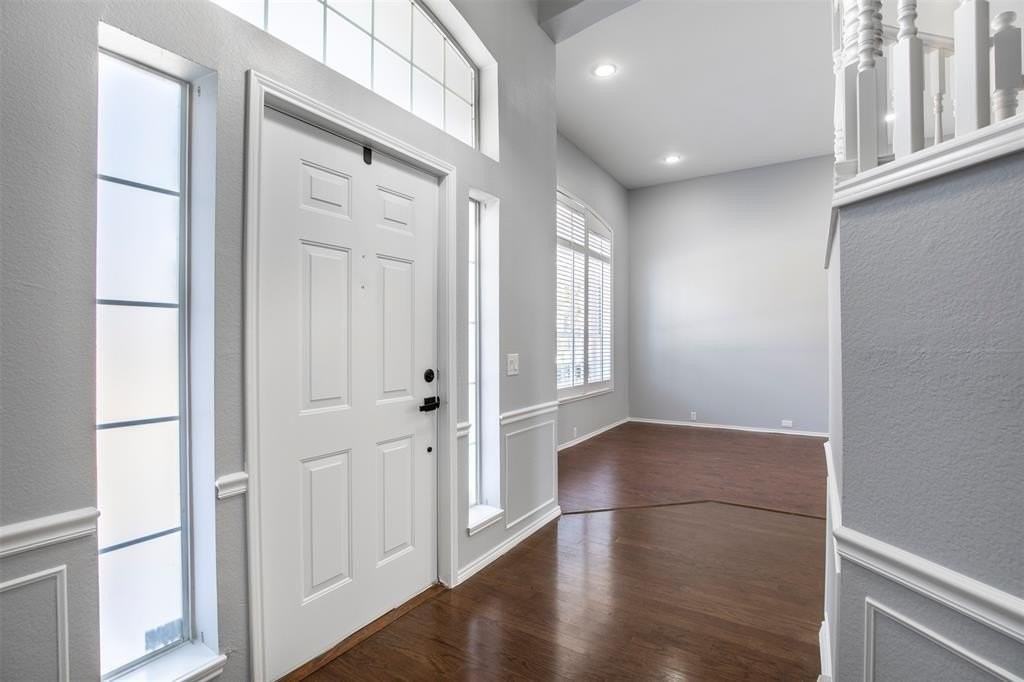 4716 Bear Run Dr - Photo 4 of 40