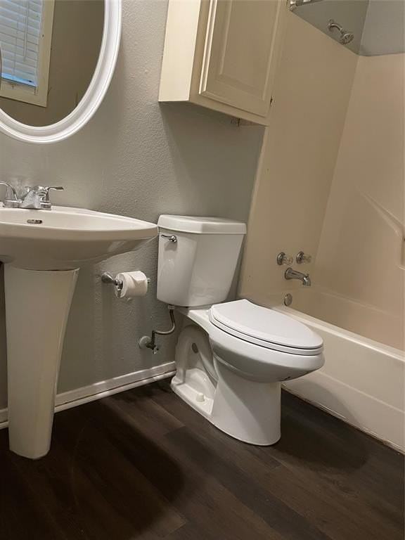 902 W Hickory St #3 - Photo 6 of 9