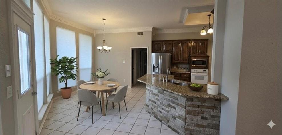 4514 Lakepointe Ave - Photo 5 of 27