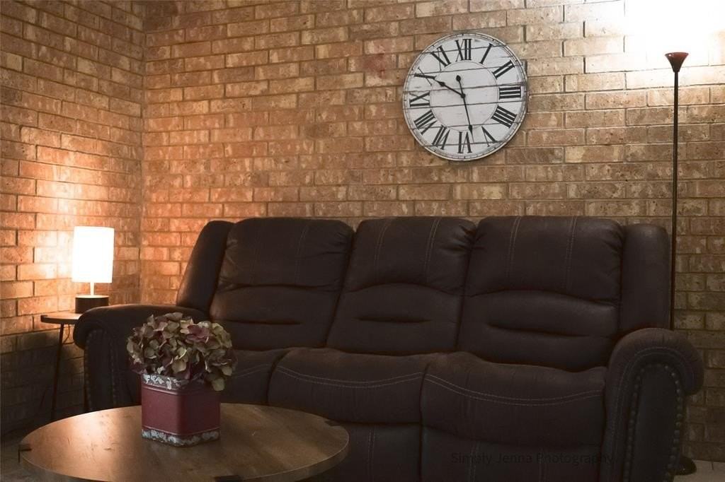 1810 Highland Ave - Photo 3 of 26