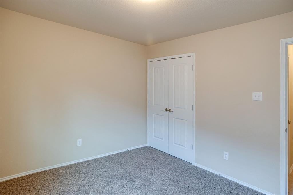 11809 Champion Creek Dr - Photo 6 of 36