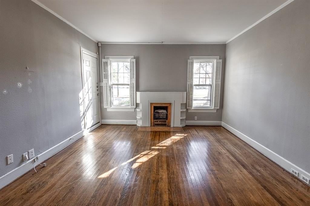 3901 Prescott Ave #3903 - Photo 2 of 12