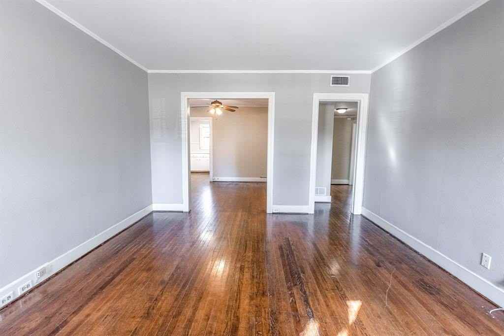 3901 Prescott Ave #3903 - Photo 4 of 12