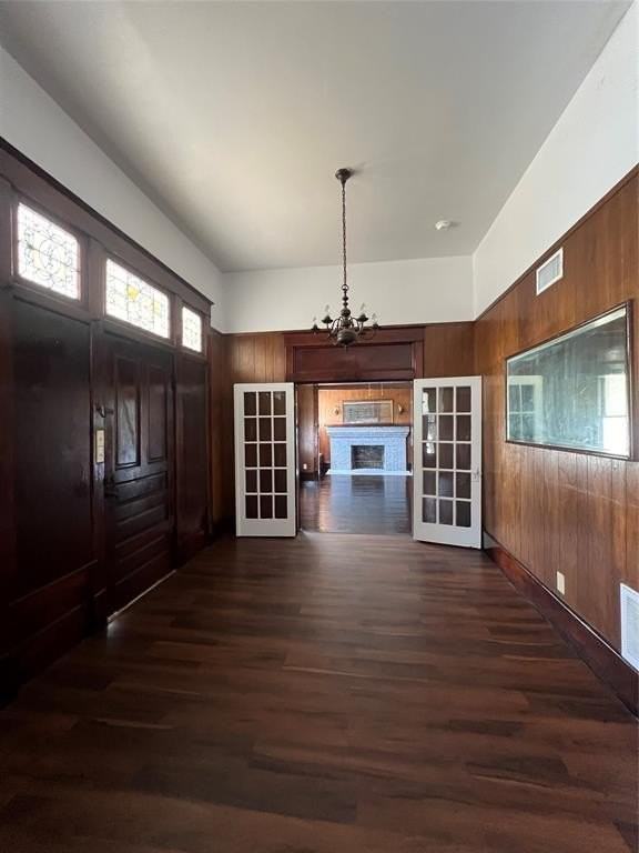 108 S Henrietta St - Photo 2 of 19