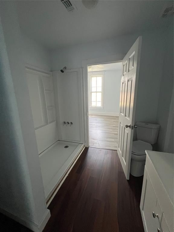 108 S Henrietta St - Photo 7 of 19