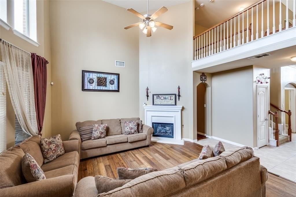 917 Ozark Dr - Photo 7 of 25