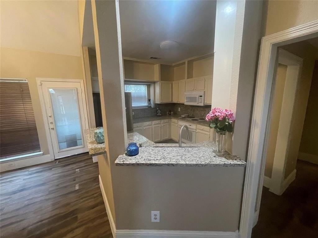 1977 Bachman Ct - Photo 7 of 22