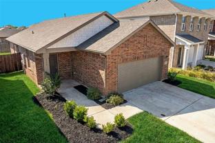 313 Madison Way - Photo 1 of 1