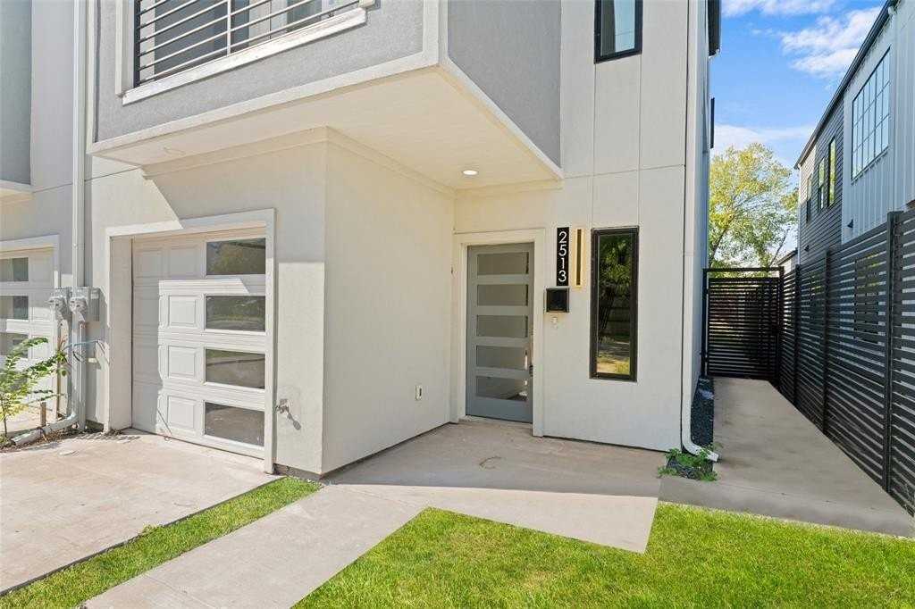 2513 Crossman Ave - Photo 3 of 38