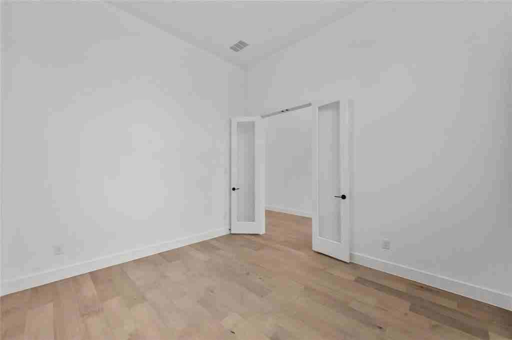 15577 Desert Broom Rd - Photo 3 of 37