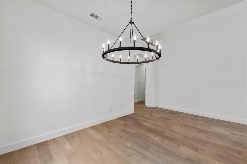 15577 Desert Broom Rd - Photo 5 of 37