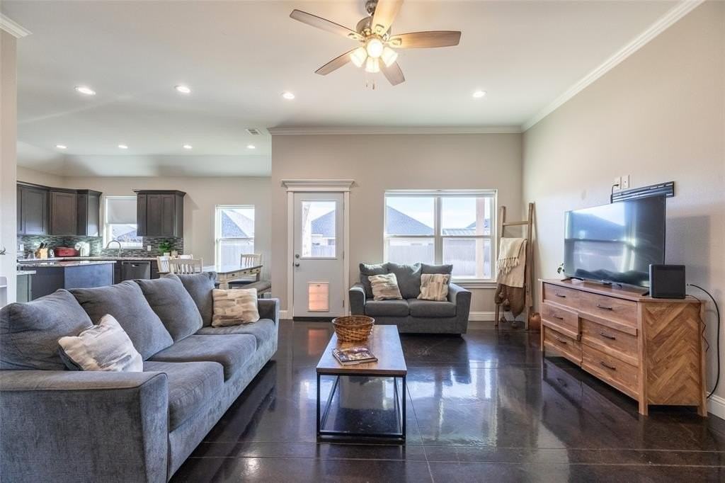 313 Martis Way - Photo 5 of 34