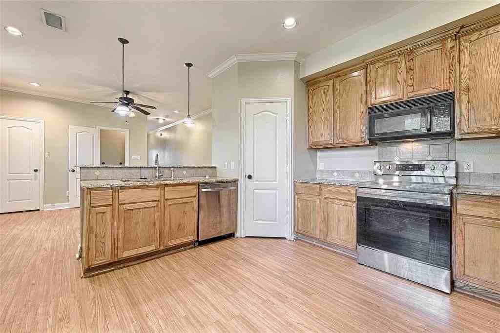 482 Pecan Holw - Photo 4 of 17