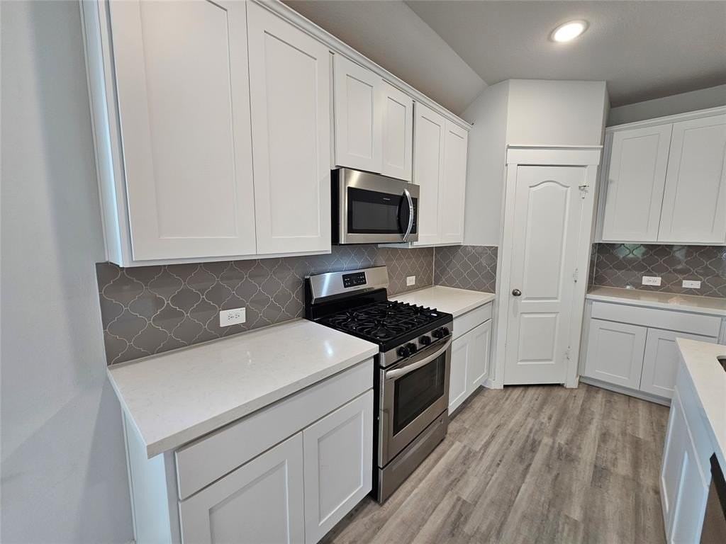 2528 Moser Ln - Photo 3 of 28