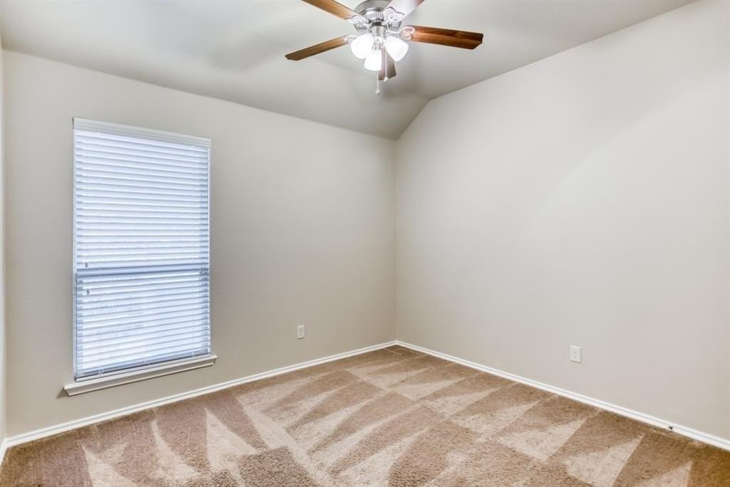 9936 Copperhead Ln - Photo 7 of 25