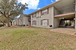 2800 W Pioneer Dr - Photo 1 of 1