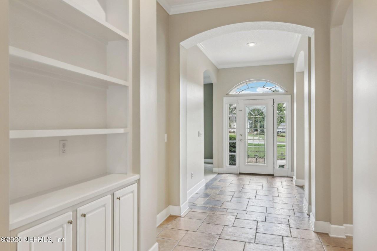 2260 Harbor Lake Dr - Photo 5 of 50